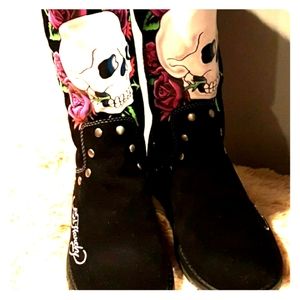 Beautiful ed hardy boots wore 2 times